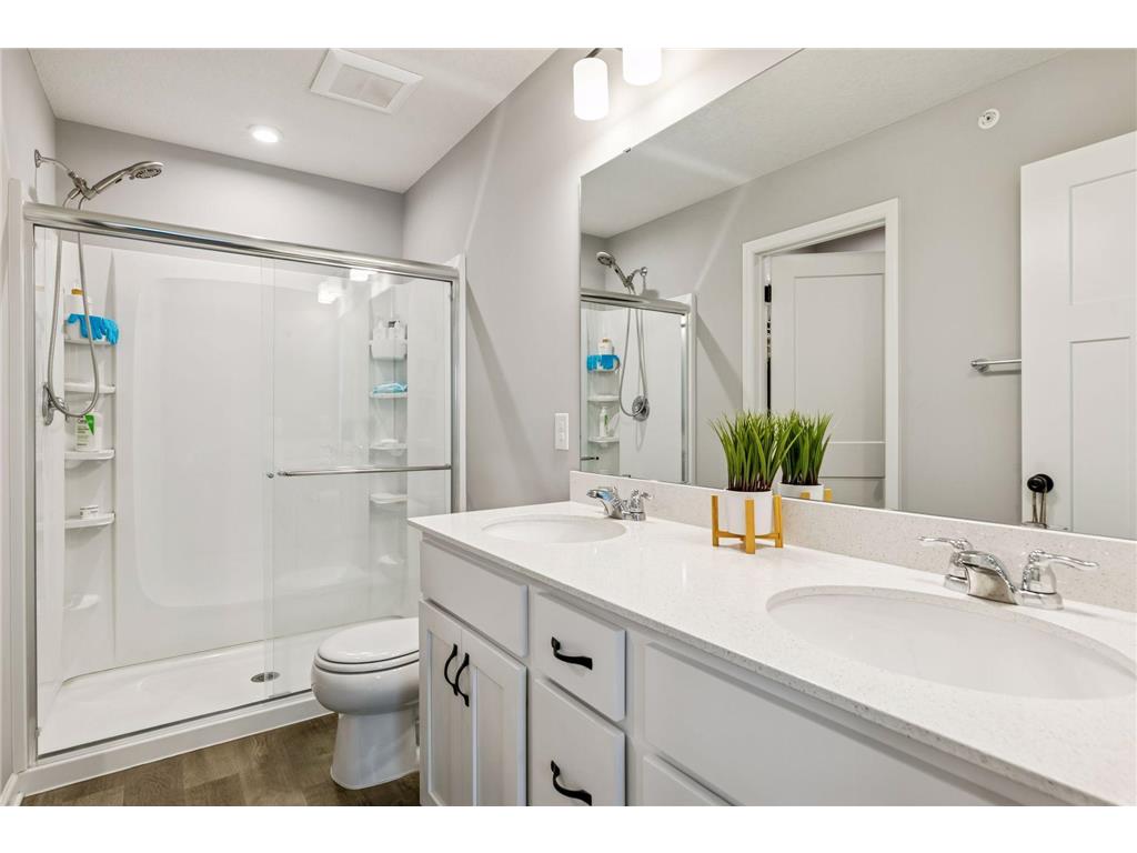 2280 Polar Way North Saint Paul MN 55109 7018879 image20