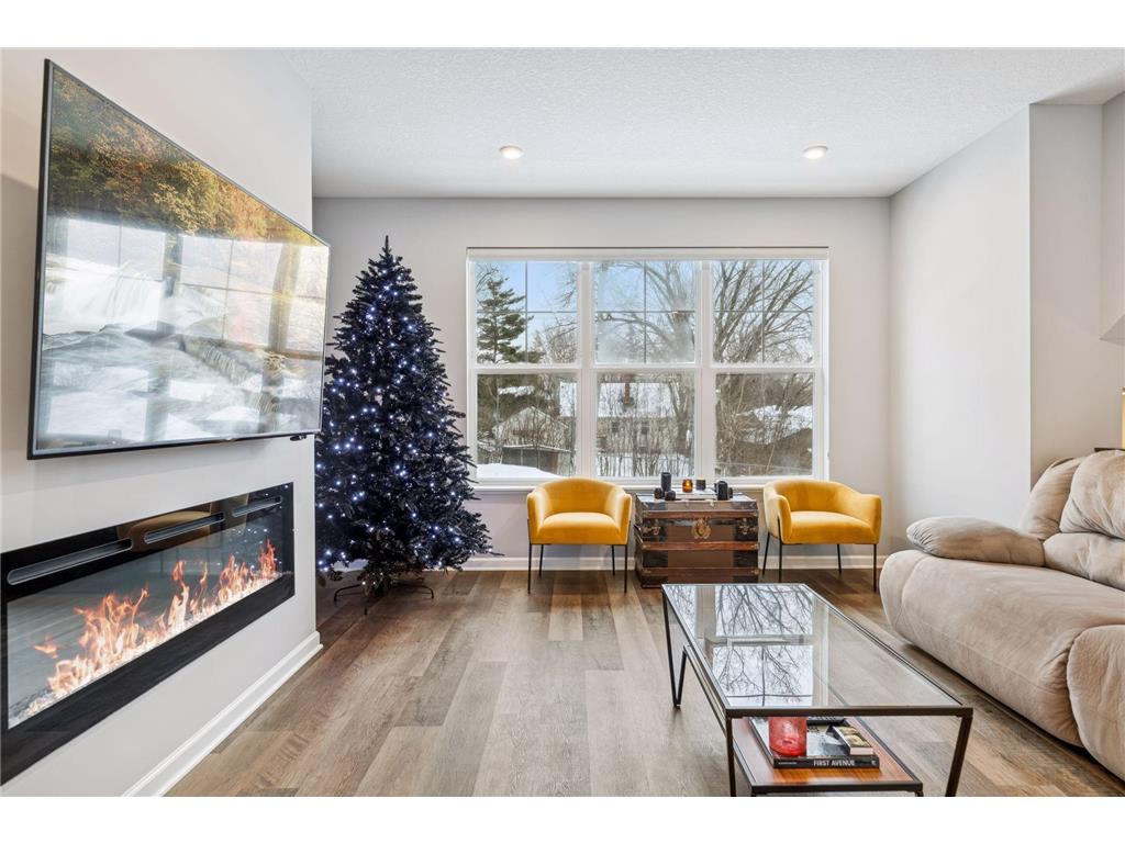 2280 Polar Way North Saint Paul MN 55109 7018879 image4