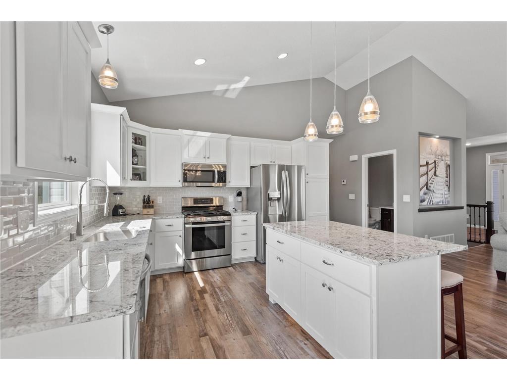 22804 Zion Parkway NW Bethel MN 55005 6353807 image1