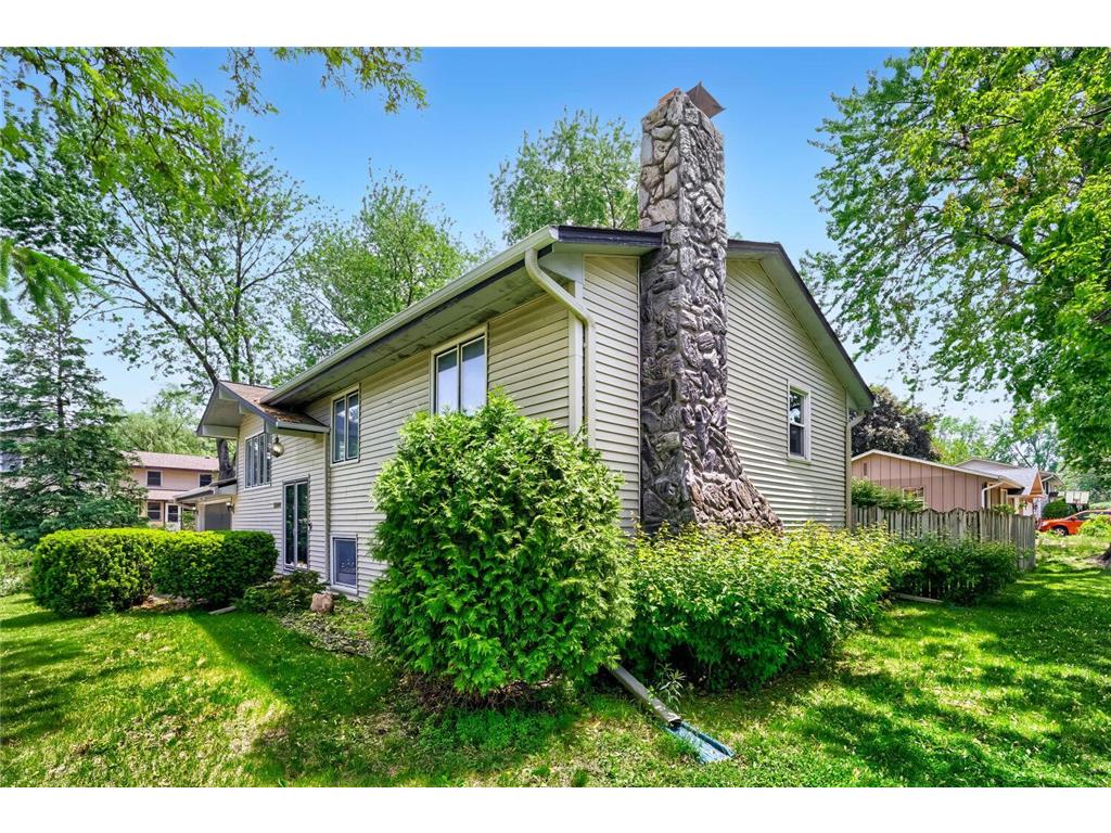 2284 Standridge Avenue Maplewood MN 55109 7088803 image25