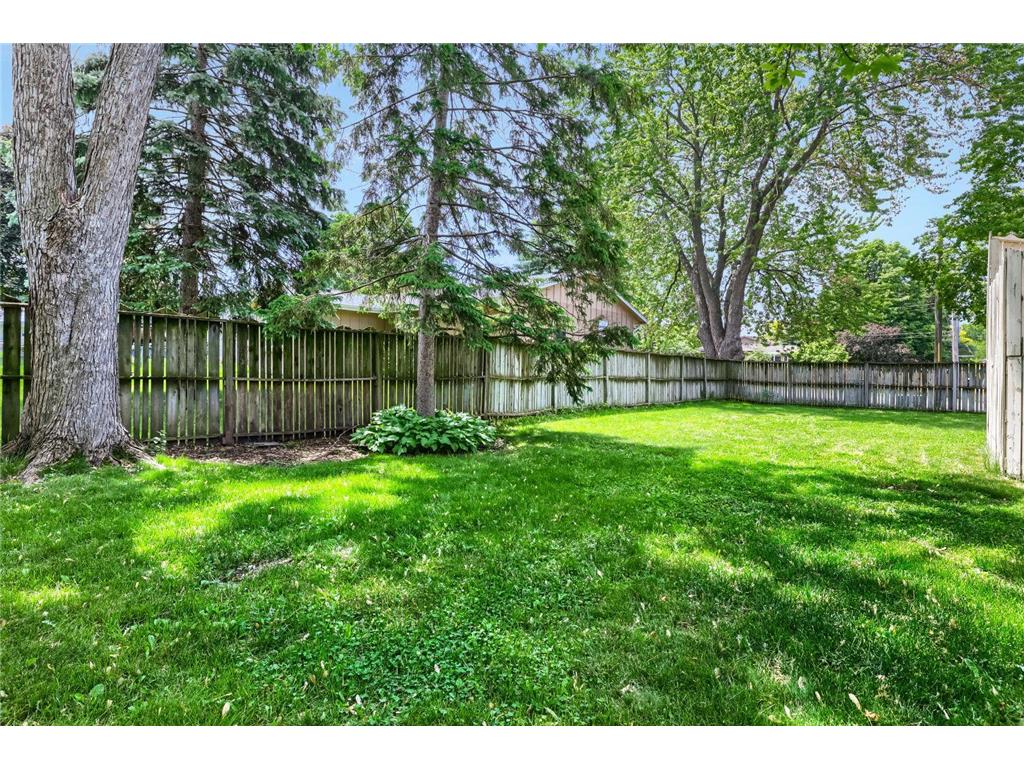 2284 Standridge Avenue Maplewood MN 55109 7088803 image27