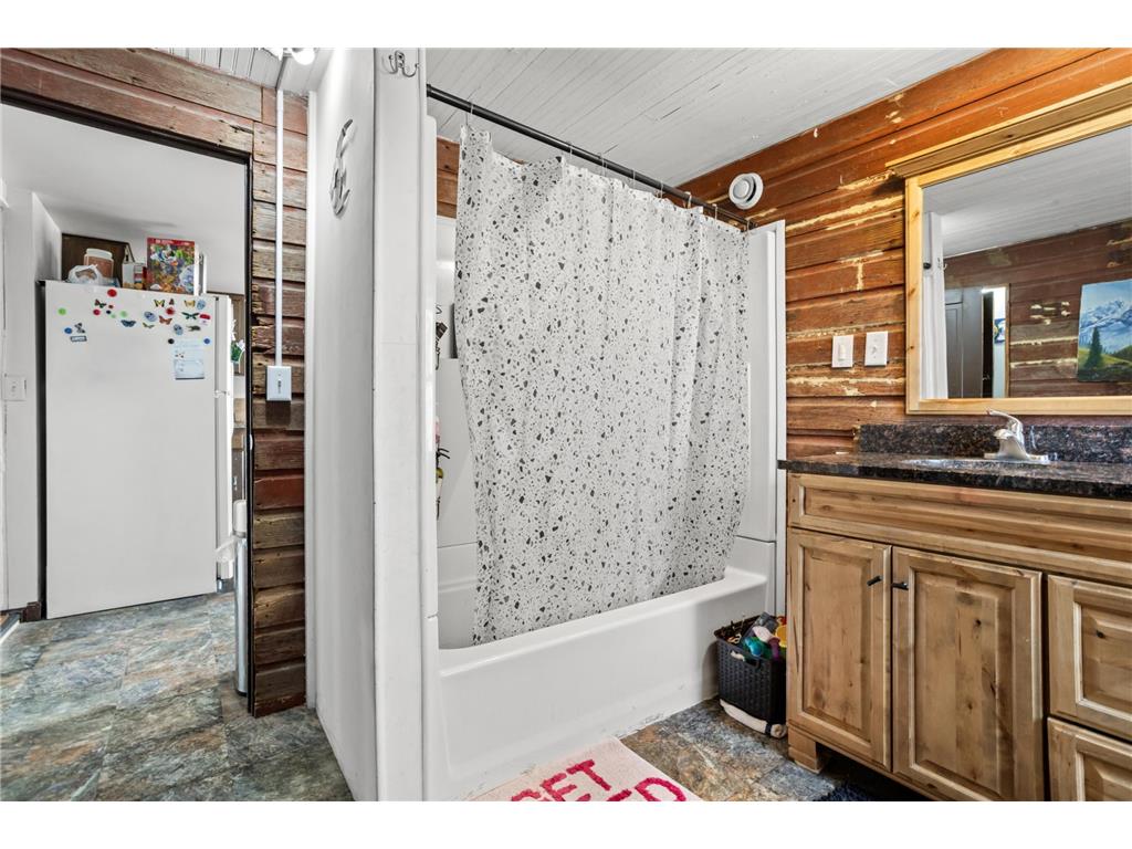 22845 NE Pickerel Lake Road Holmesville Twp MN 56501 7033528 image6