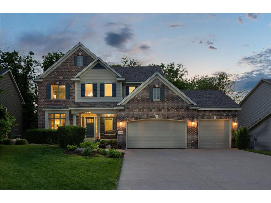 2285 Gervais Hills Drive, Little Canada, MN 55117 MLS 6378227