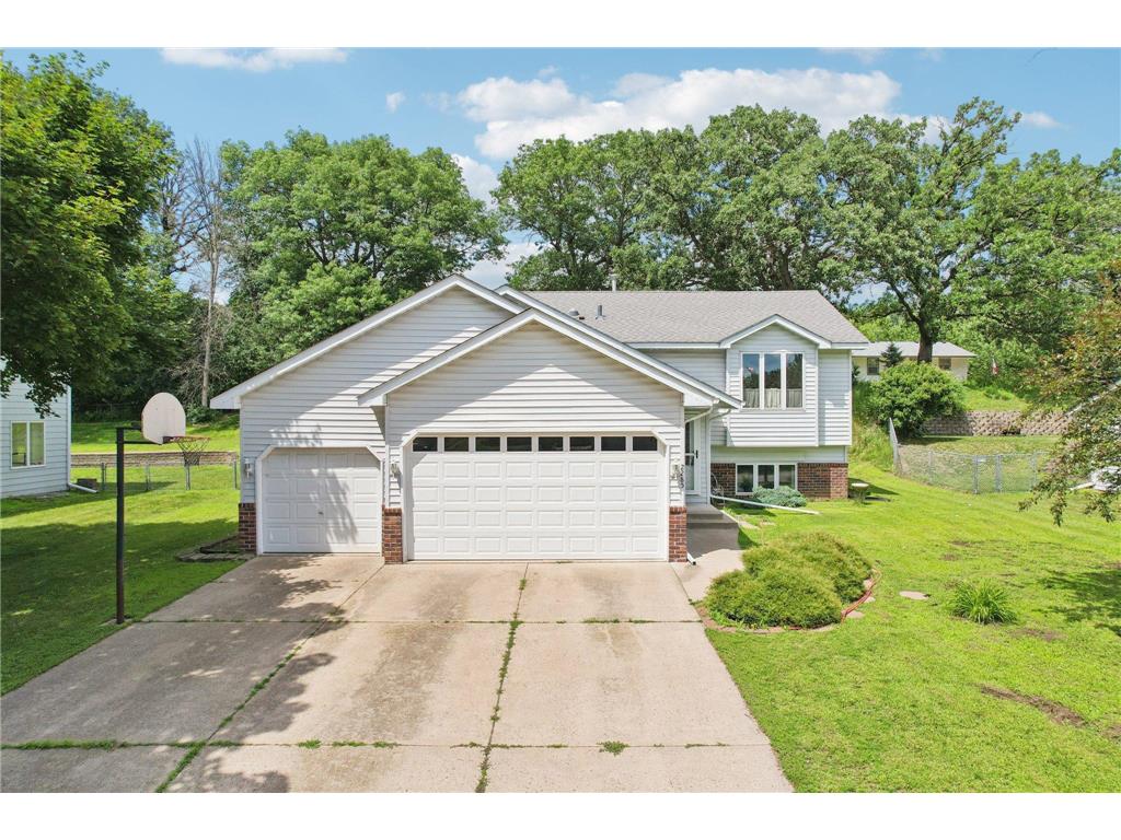 2285 Valley View Avenue E Maplewood MN 55119 6784332 image1