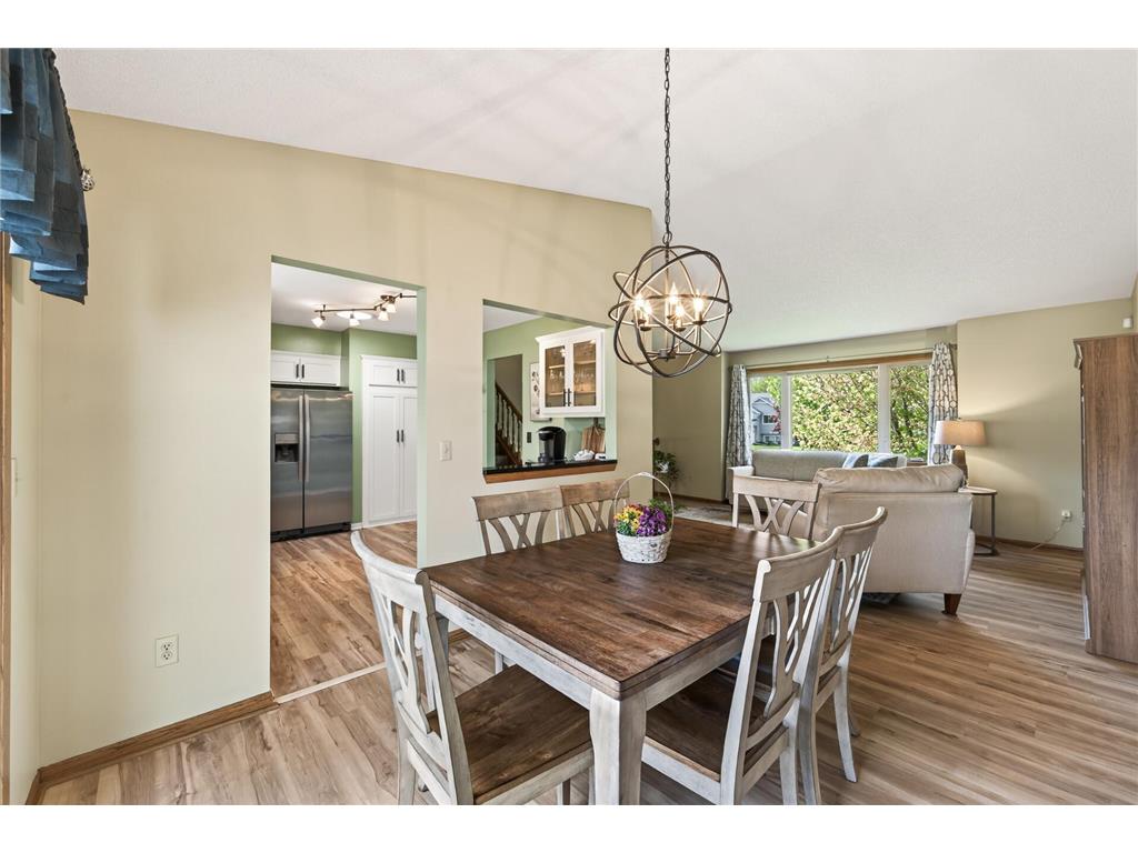 2287 Helmo Court N Oakdale MN 55128 7066256 image11