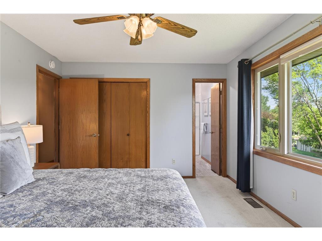 2287 Helmo Court N Oakdale MN 55128 7066256 image25