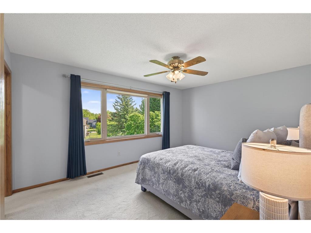 2287 Helmo Court N Oakdale MN 55128 7066256 image26