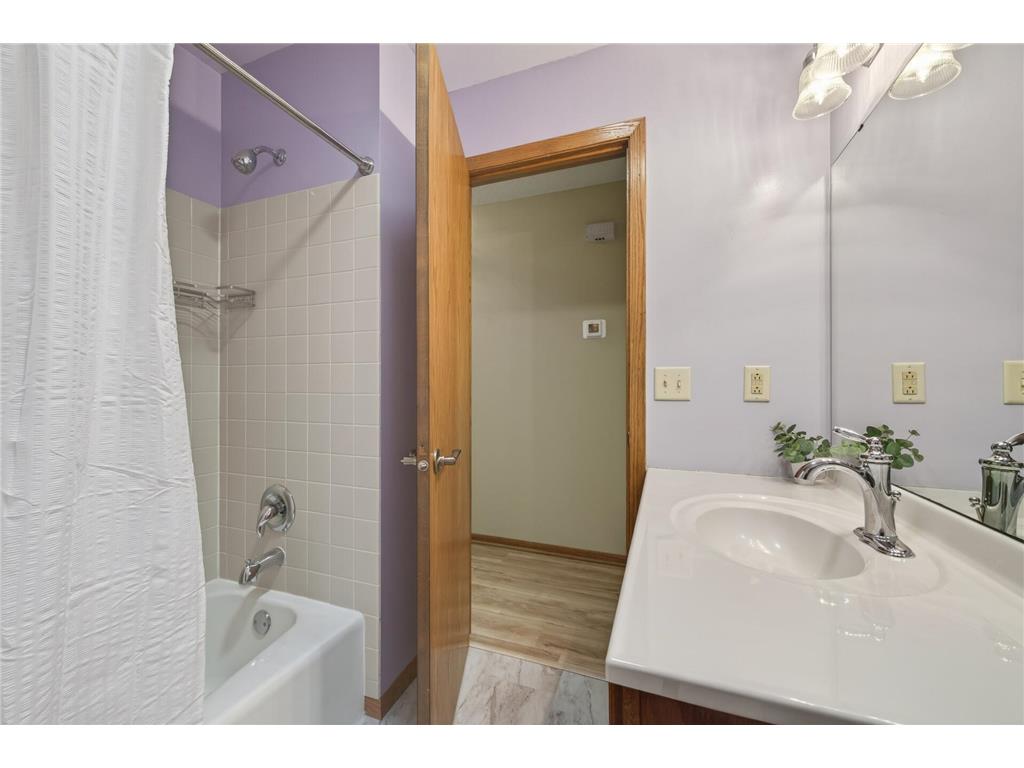 2287 Helmo Court N Oakdale MN 55128 7066256 image30