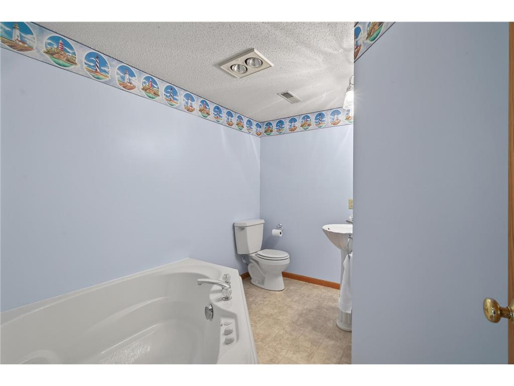 2287 Helmo Court N Oakdale MN 55128 7066256 image36