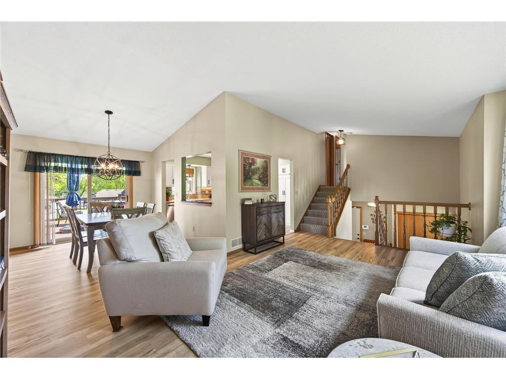 2287 Helmo Court N Oakdale MN 55128 7066256 image6