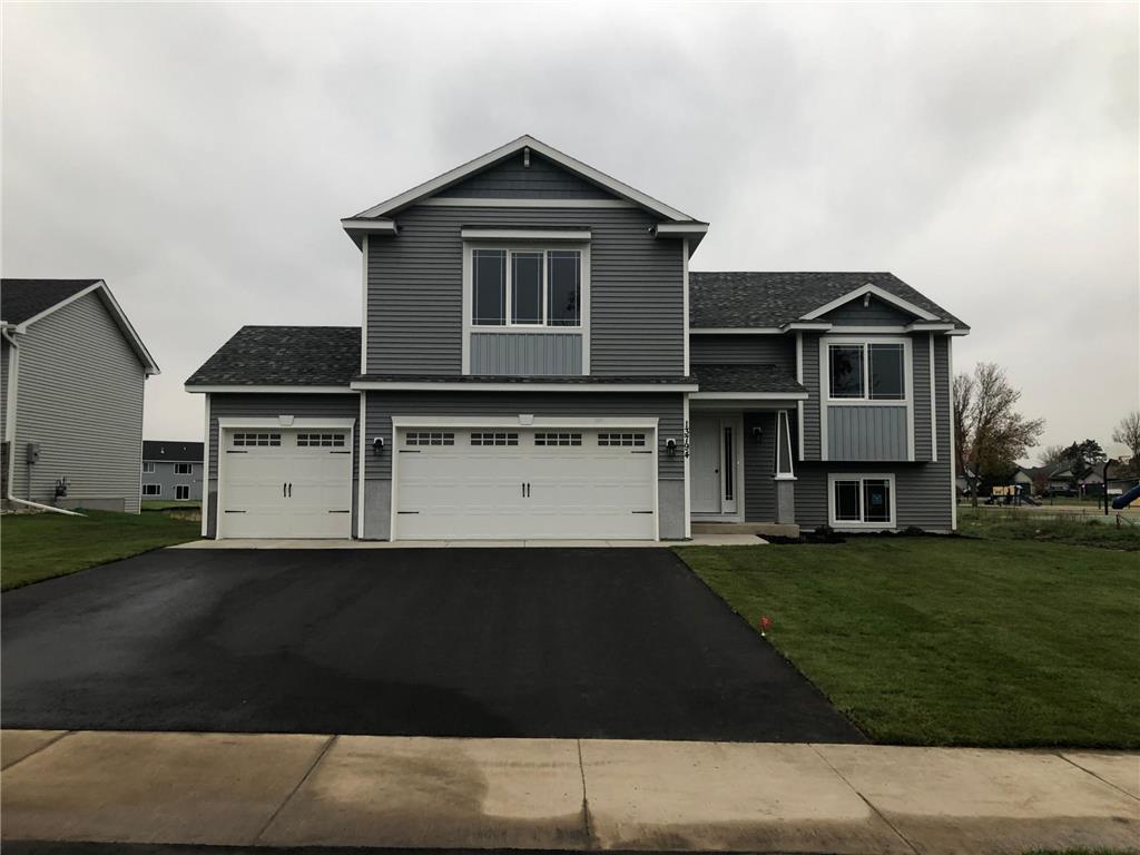 22884 Topaz Street Saint Augusta MN 56301 6300453 image1