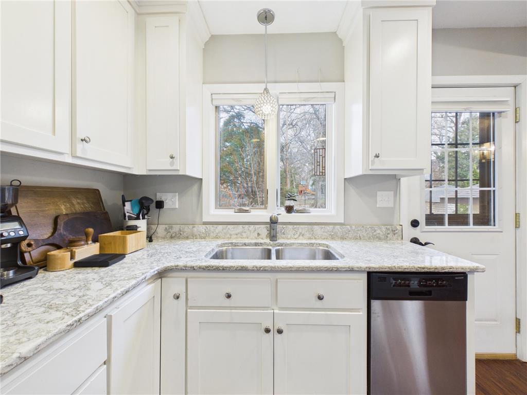 2289-2291 Hillside Avenue Saint Paul MN 55108 7048888 image14