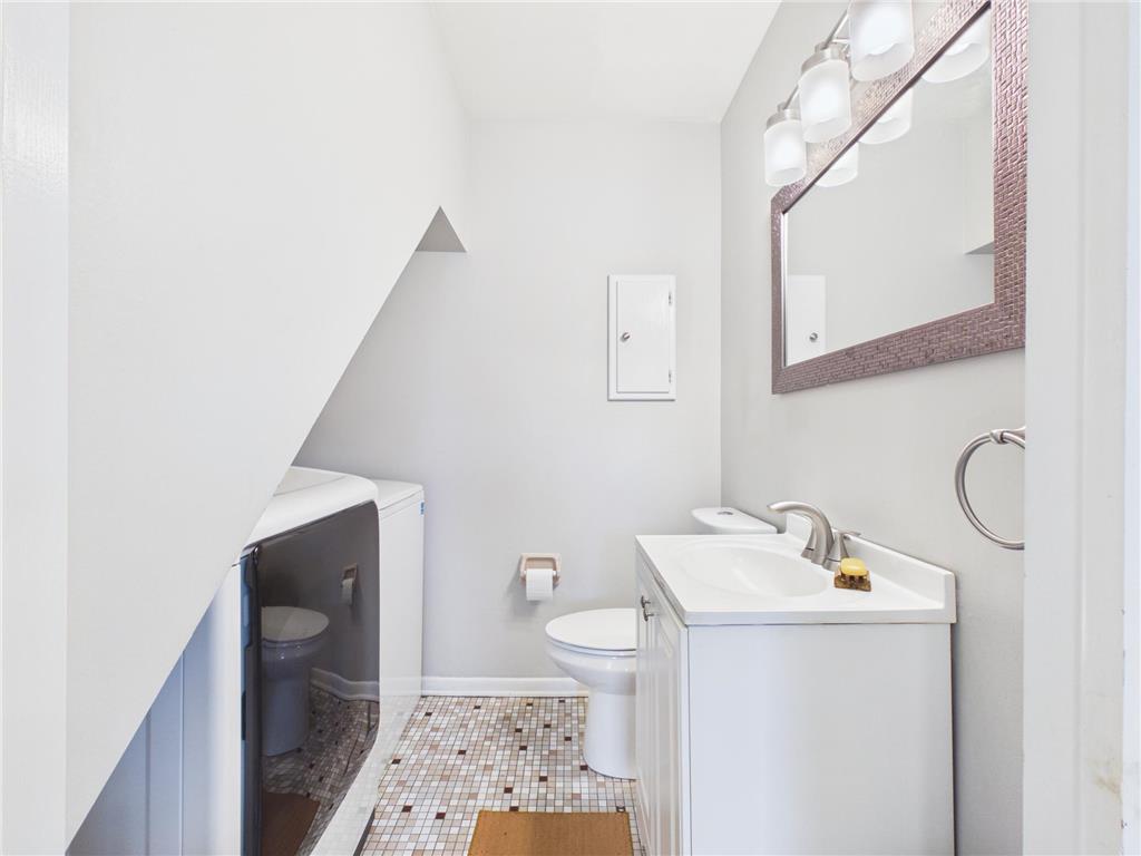 2289-2291 Hillside Avenue Saint Paul MN 55108 7048888 image15