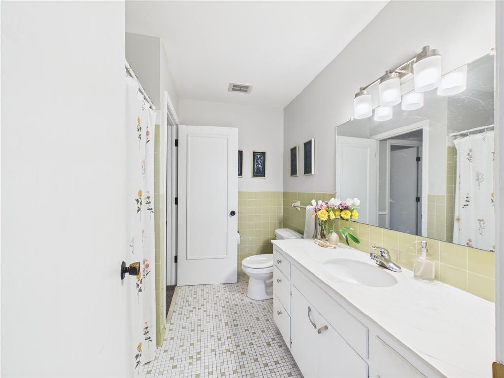 2289-2291 Hillside Avenue Saint Paul MN 55108 7048888 image20