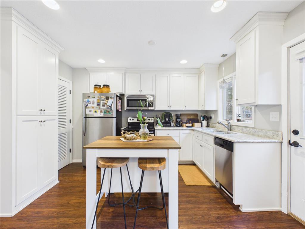 2289-2291 Hillside Avenue Saint Paul MN 55108 7048888 image3