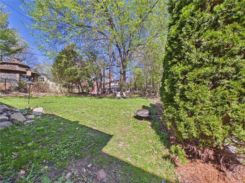 2289-2291 Hillside Avenue Saint Paul MN 55108 7048888 image46