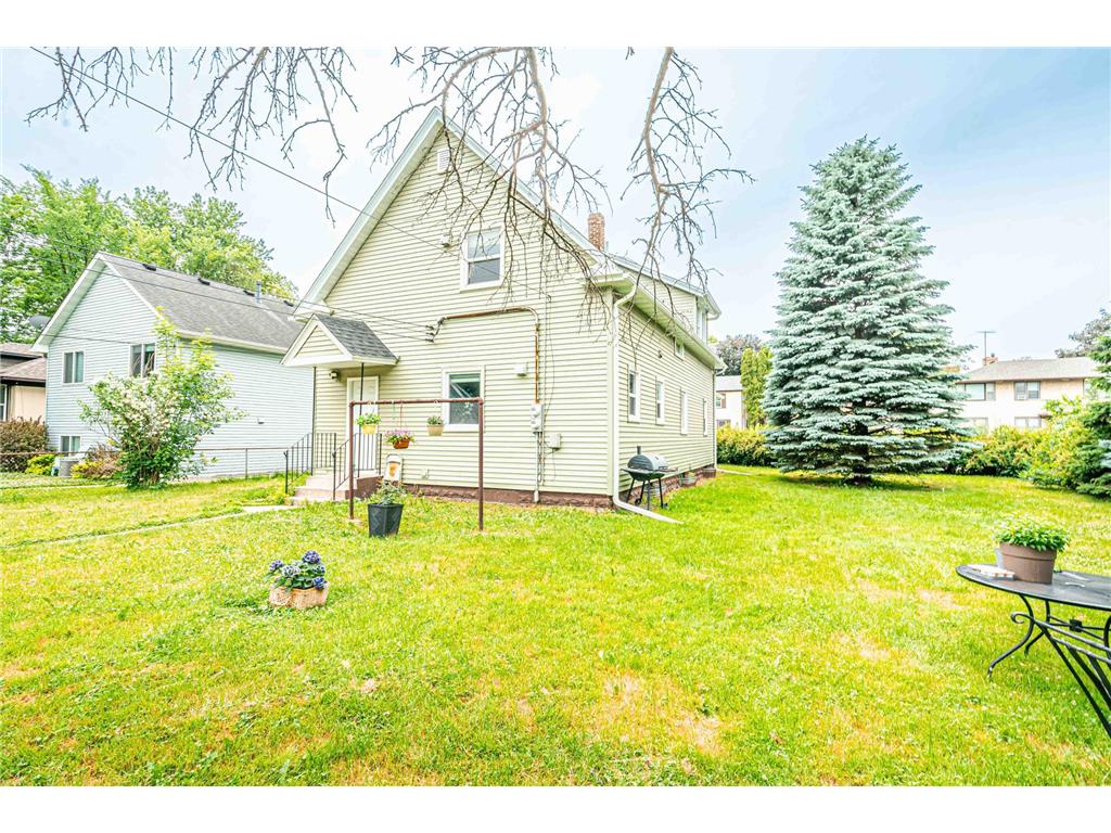 229 2nd Avenue S South Saint Paul MN 55075 7094696 image4
