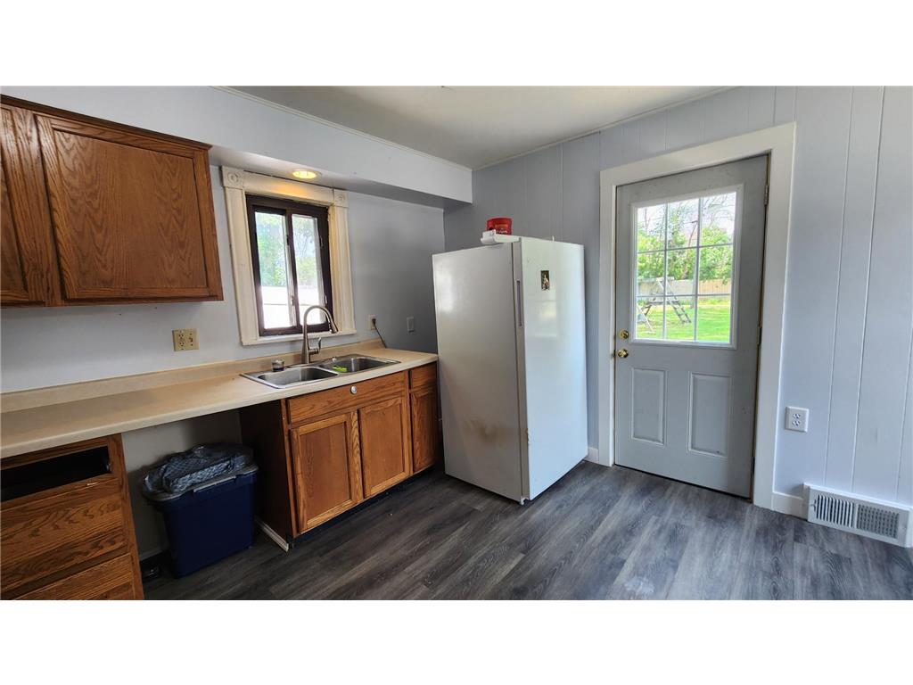 229 2nd Avenue Wanamingo MN 55983 7006202 image8