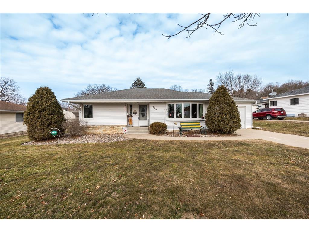 229 7th Street SE, Chatfield, MN, 55923 MLS 6494387 Edina Realty