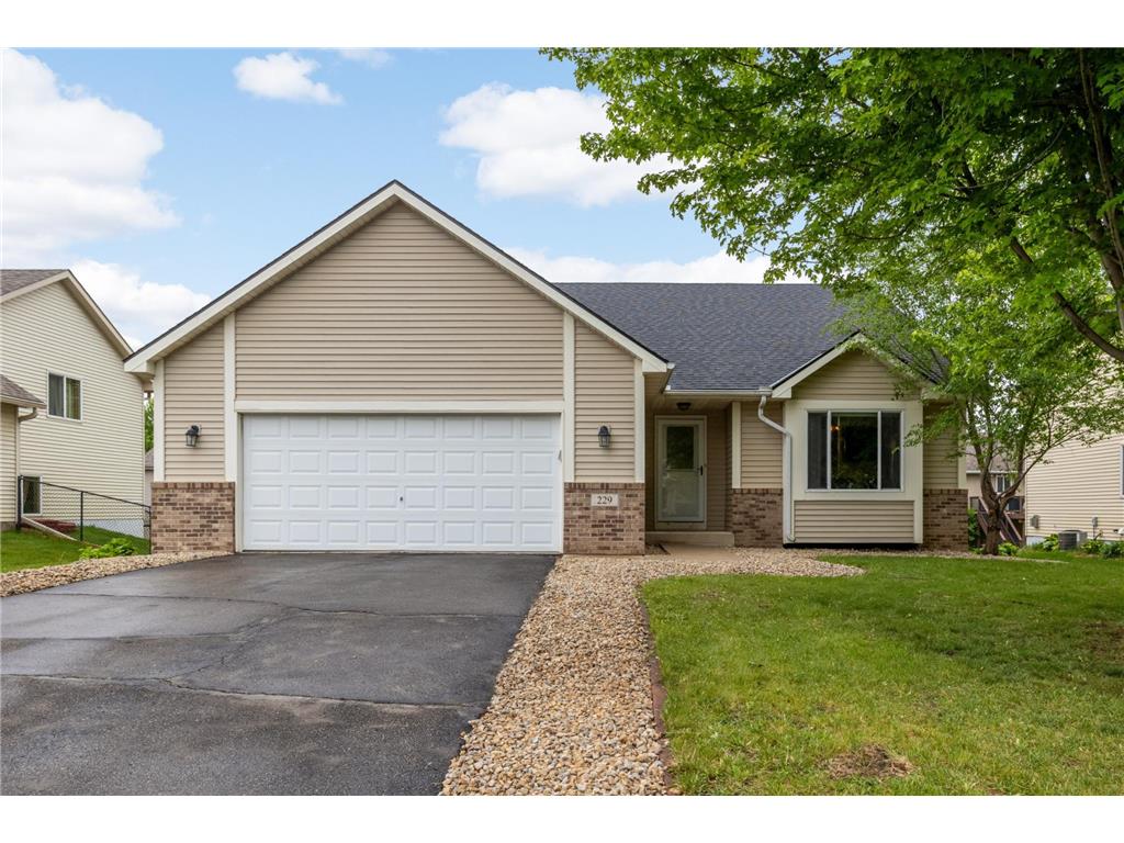 229 Arabian Avenue W Shakopee MN 55379 7077626 image1