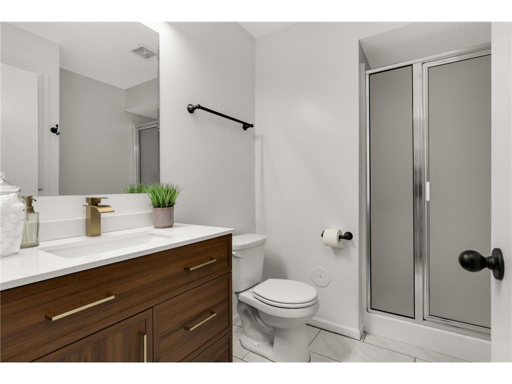 229 Arabian Avenue W Shakopee MN 55379 7077626 image20