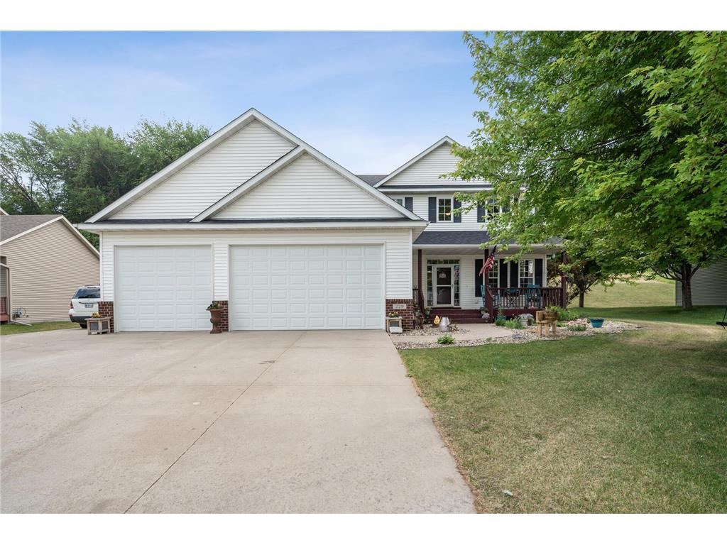 229 E Century Street Belle Plaine MN 56011 6390282 image1