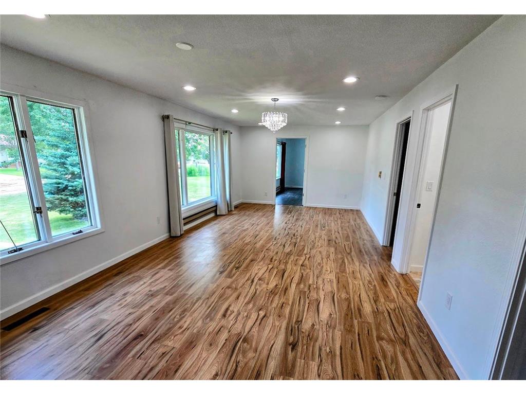 229 E Oak Street Tyler MN 56178 6757260 image10