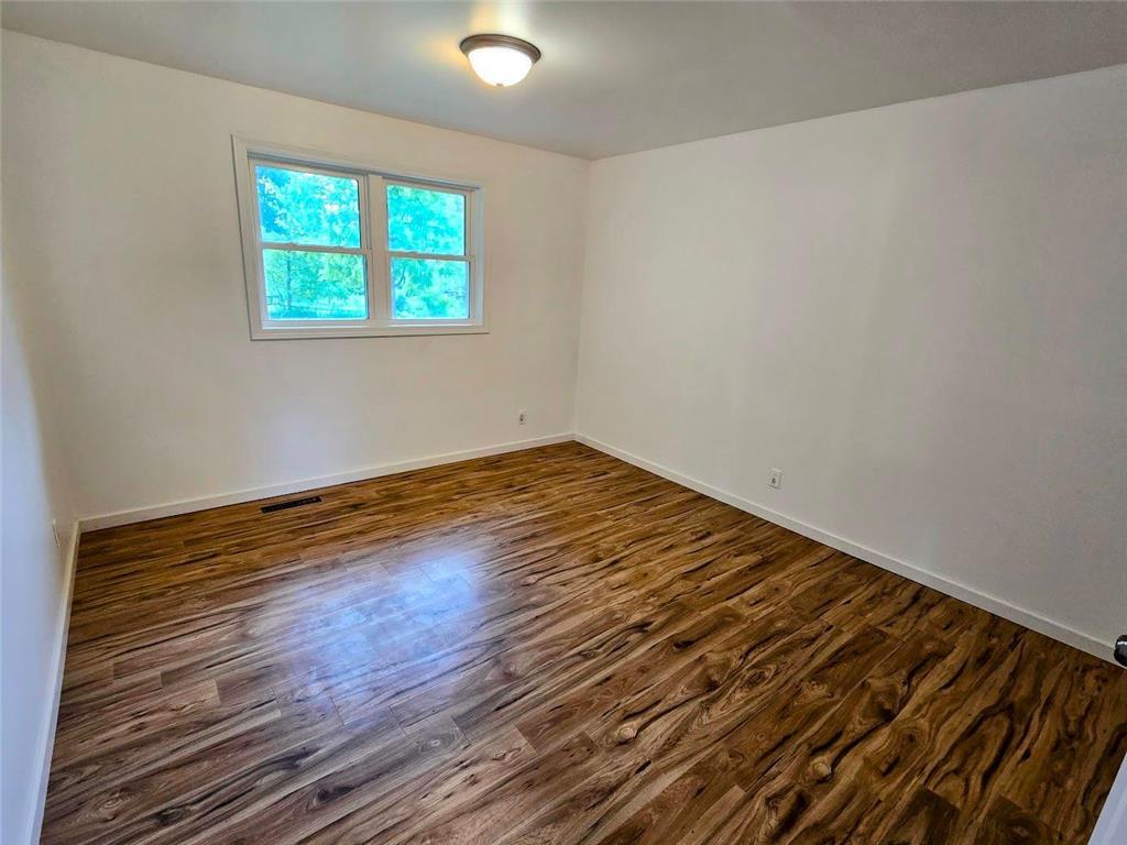 229 E Oak Street Tyler MN 56178 6757260 image13