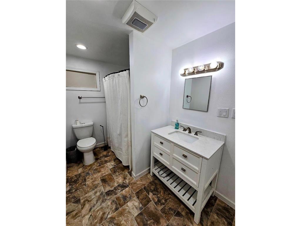 229 E Oak Street Tyler MN 56178 6757260 image14