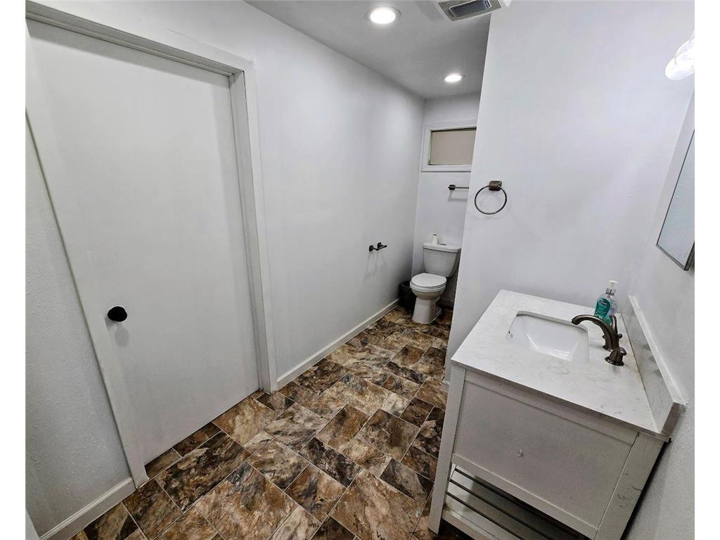 229 E Oak Street Tyler MN 56178 6757260 image16