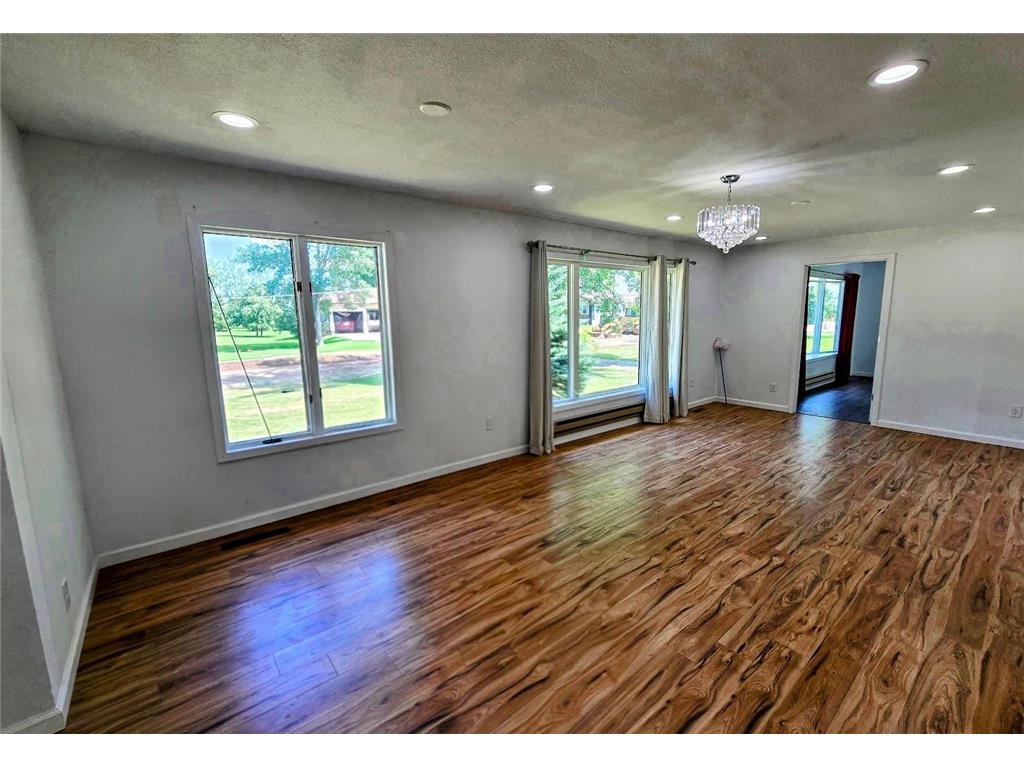 229 E Oak Street Tyler MN 56178 6757260 image9