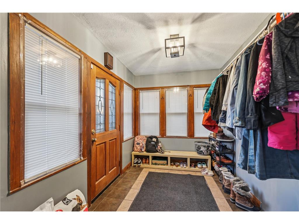 229 N 2nd Street New Richmond WI 54017 6817463 image16