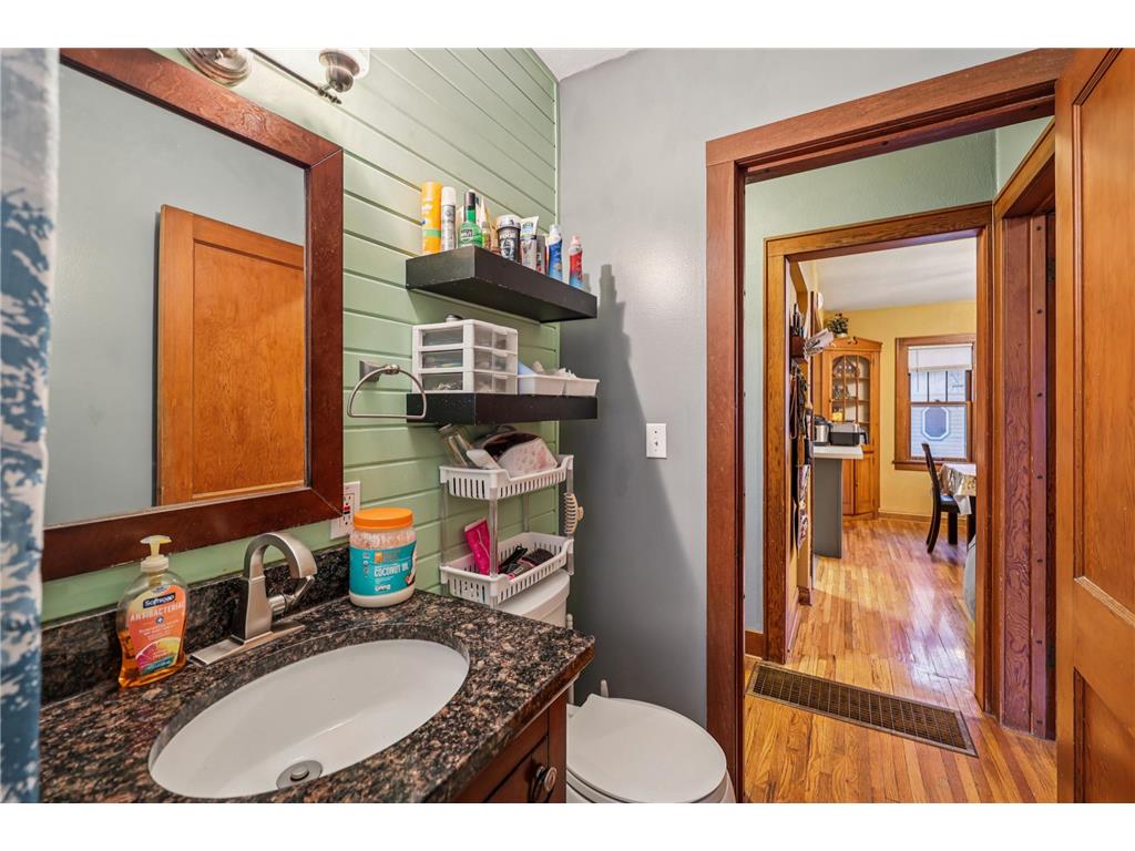 229 N 2nd Street New Richmond WI 54017 6817463 image19