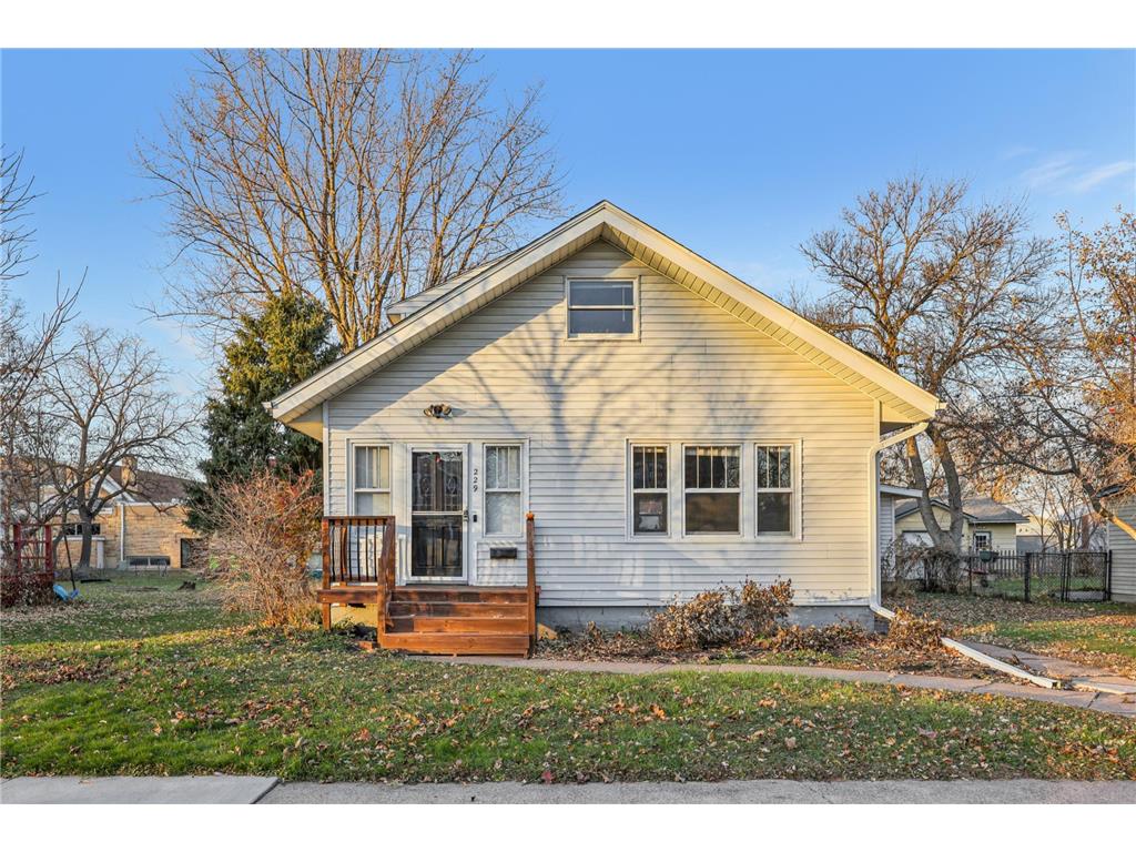 229 N 2nd Street New Richmond WI 54017 6817463 image2