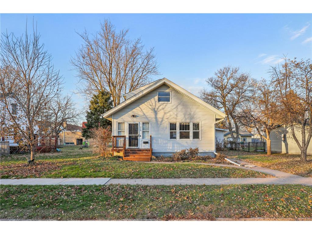 229 N 2nd Street New Richmond WI 54017 6817463 image3