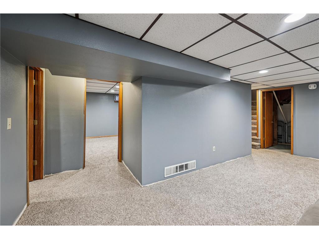 229 N 2nd Street New Richmond WI 54017 6817463 image36