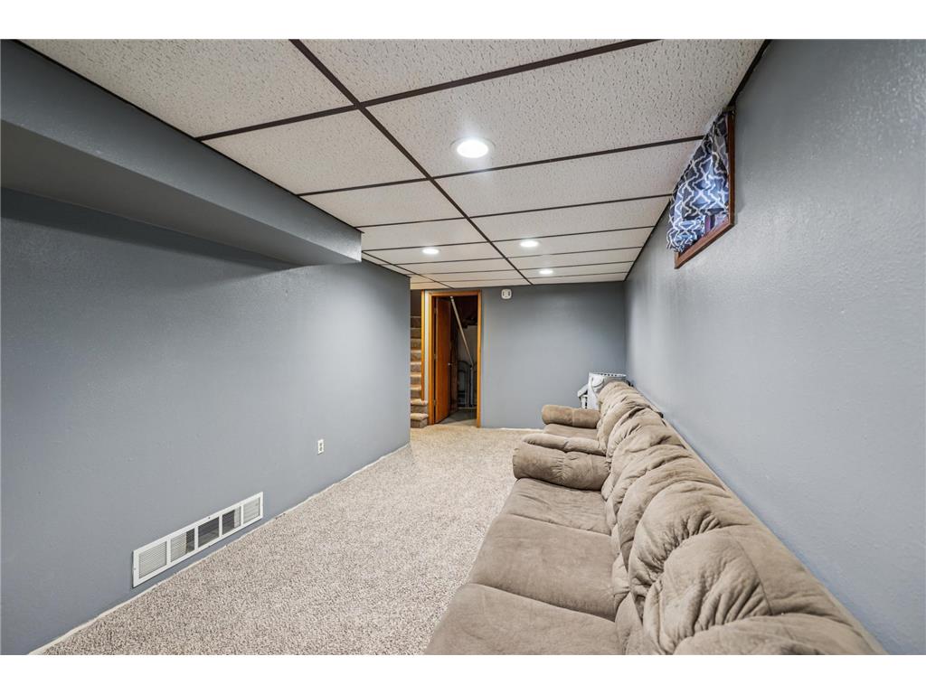 229 N 2nd Street New Richmond WI 54017 6817463 image37