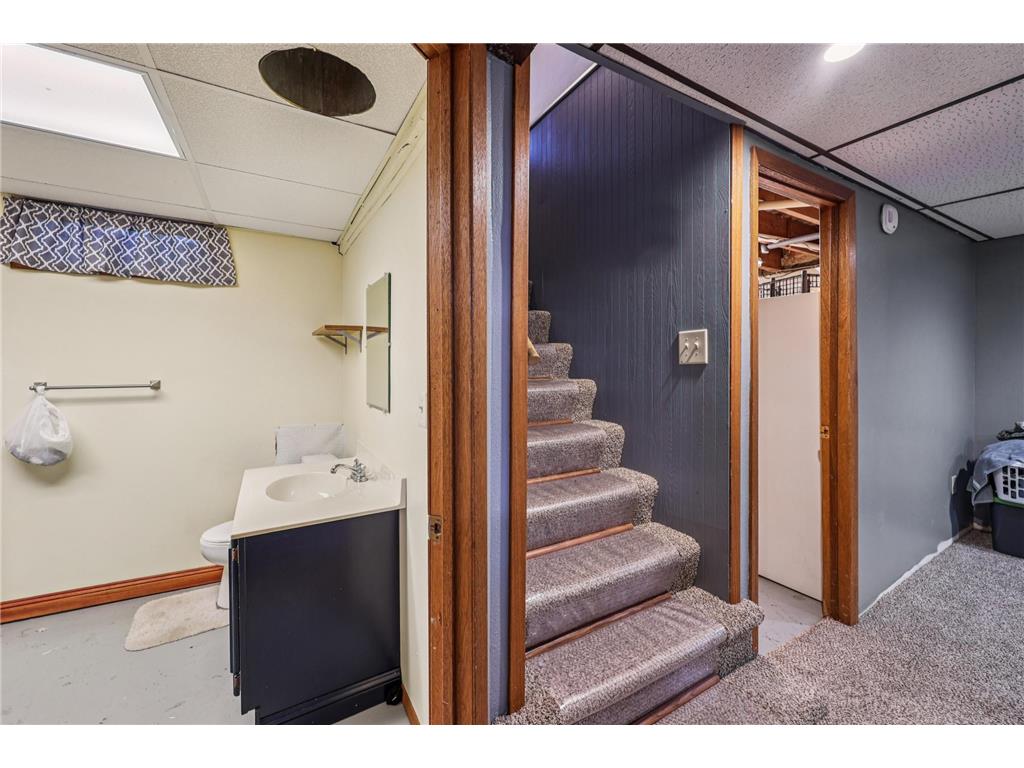 229 N 2nd Street New Richmond WI 54017 6817463 image39