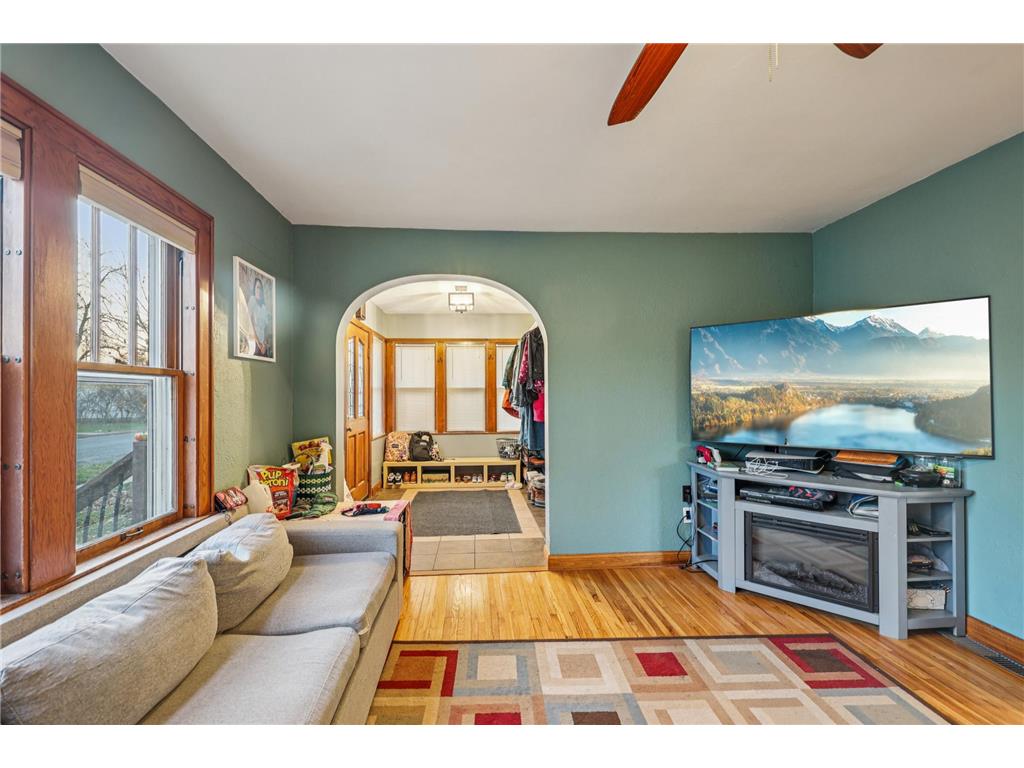 229 N 2nd Street New Richmond WI 54017 6817463 image8