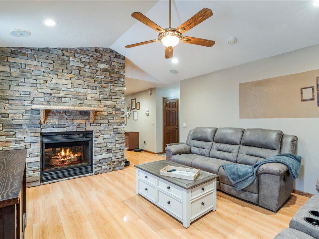 229 Wisconsin Avenue SW Staples MN 56479 7003454 image1