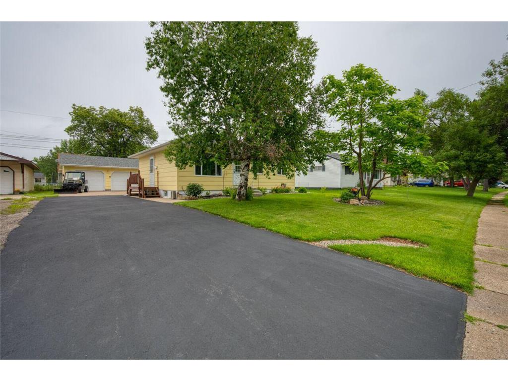 229 Wyandotte Road Hoyt Lakes MN 55750 6757162 image1