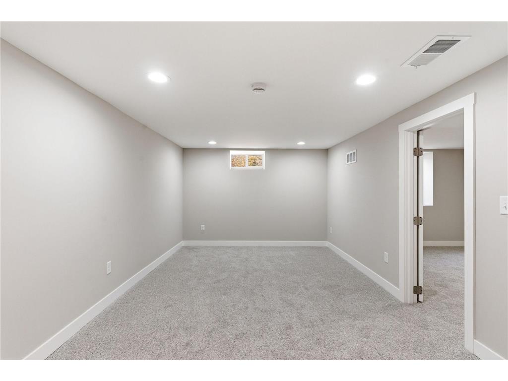 2291 5th Court White Bear Twp MN 55110 7058408 image22