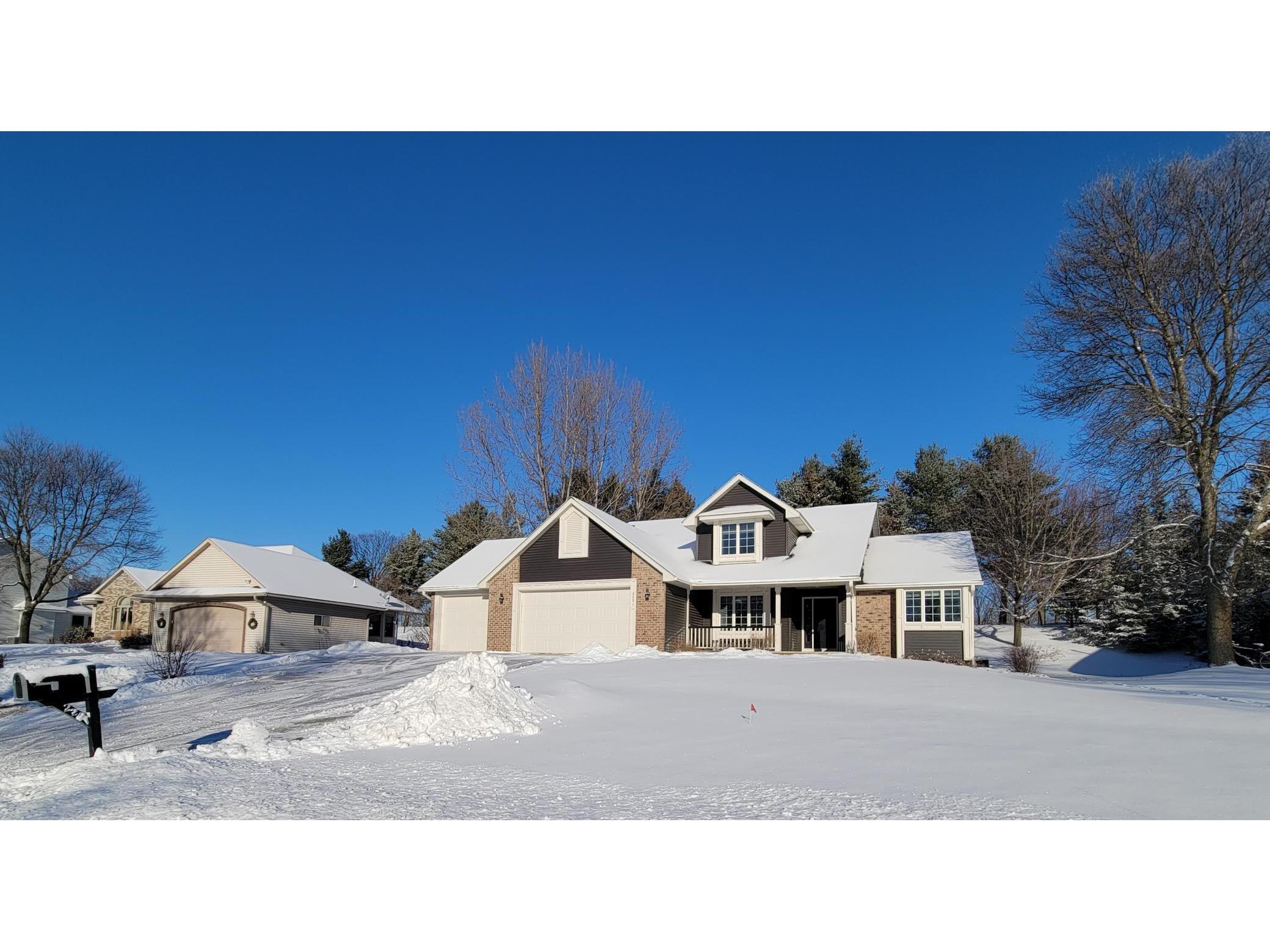 2291 Golf View Drive, River Falls, WI 54022 MLS 6139381 Edina Realty