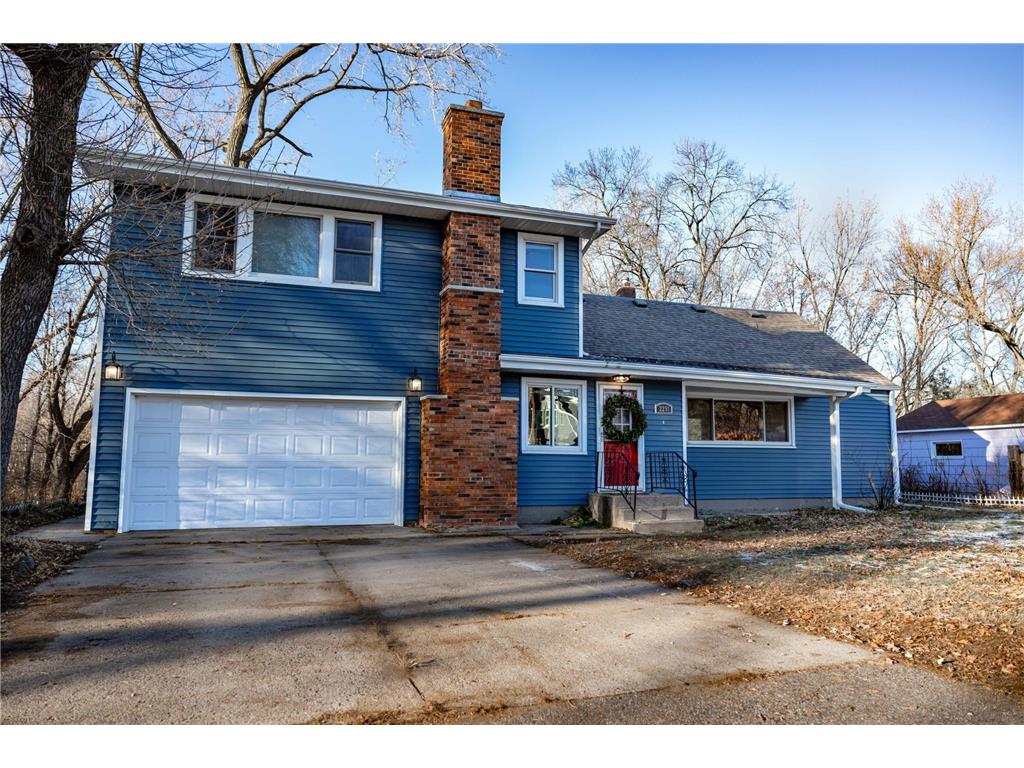 2291 Knoll Drive, Mounds View, MN, 55112 MLS 6465366 Edina Realty