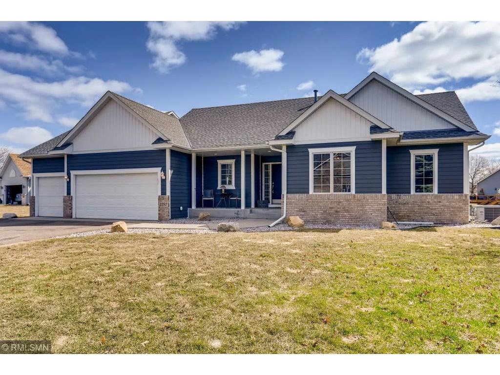 2292 Quail Creek Parkway NE, Blaine, MN 55449 MLS 5733164 Edina Realty