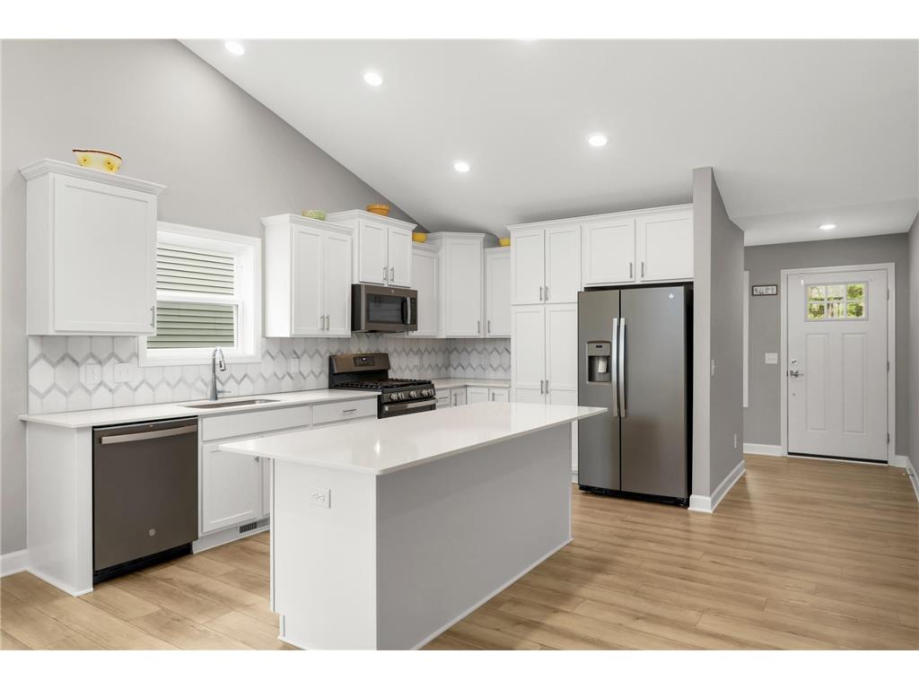 22924 Marie Place Rogers MN 55374 7075824 image3