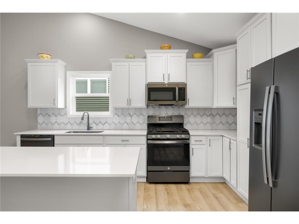 22924 Marie Place Rogers MN 55374 7075824 image4