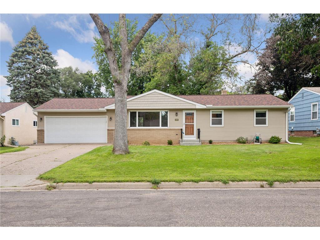 2295 Southwood Drive White Bear Lake MN 55110 6464769 image1