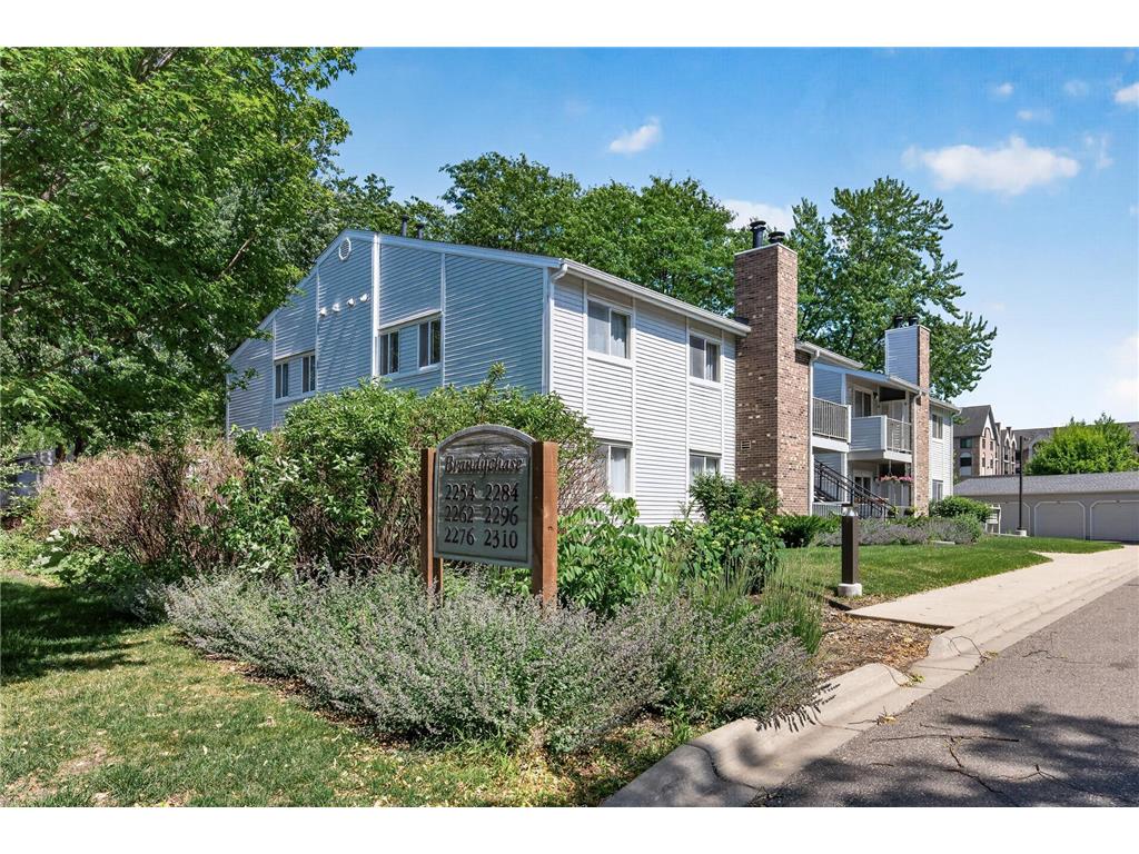 2296 Benson Avenue #G Saint Paul MN 55116 7085727 image1