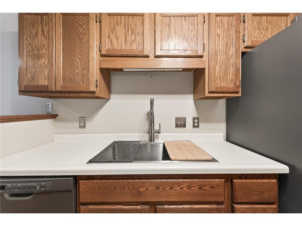 2296 Benson Avenue #G Saint Paul MN 55116 7085727 image13